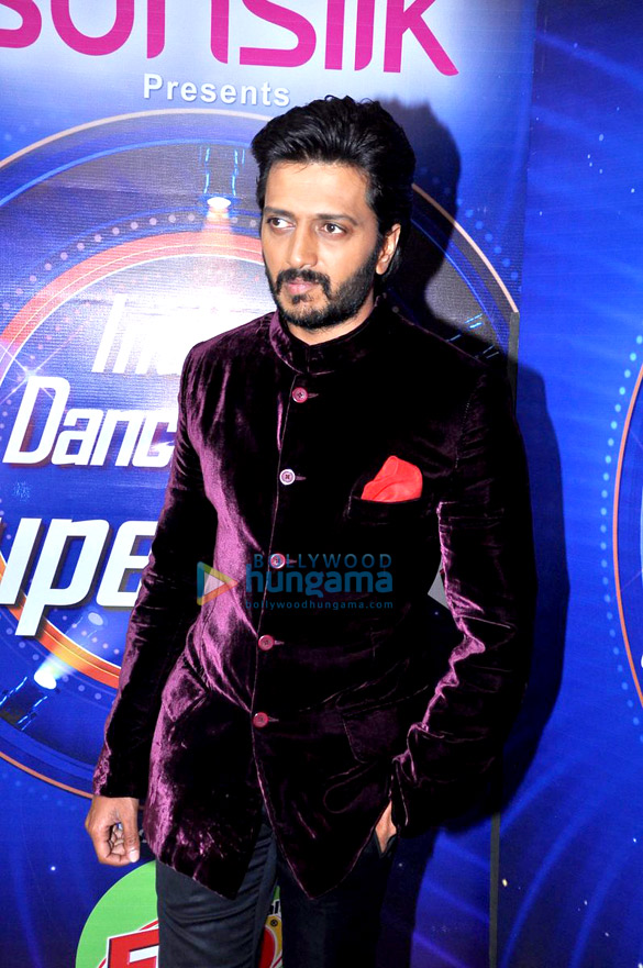 on the sets of indias dancing superstar 8
