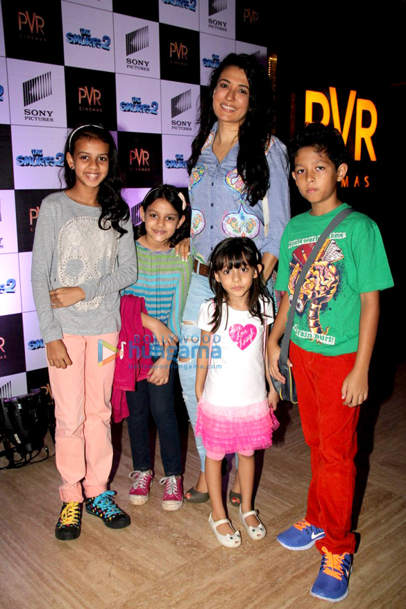 premiere of the smurfs 2 5