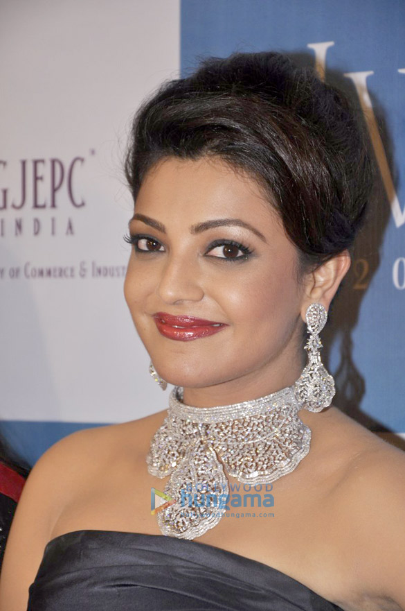 rana kajal tapsee walk the ramp for moni agarwal at iijw 2013 14