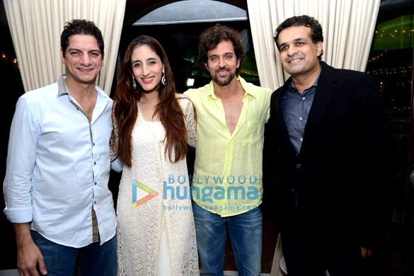 hrithik kajol at sanjay khan zareen khans iftaar party 15