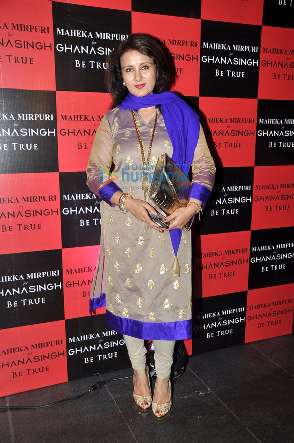 karisma walks for ghanasingh maheka mirpuris collection launch 10