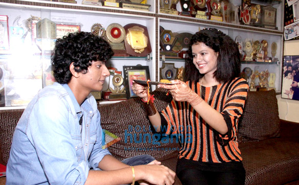 singer palak muchhal celebrates raksha bandhan 6