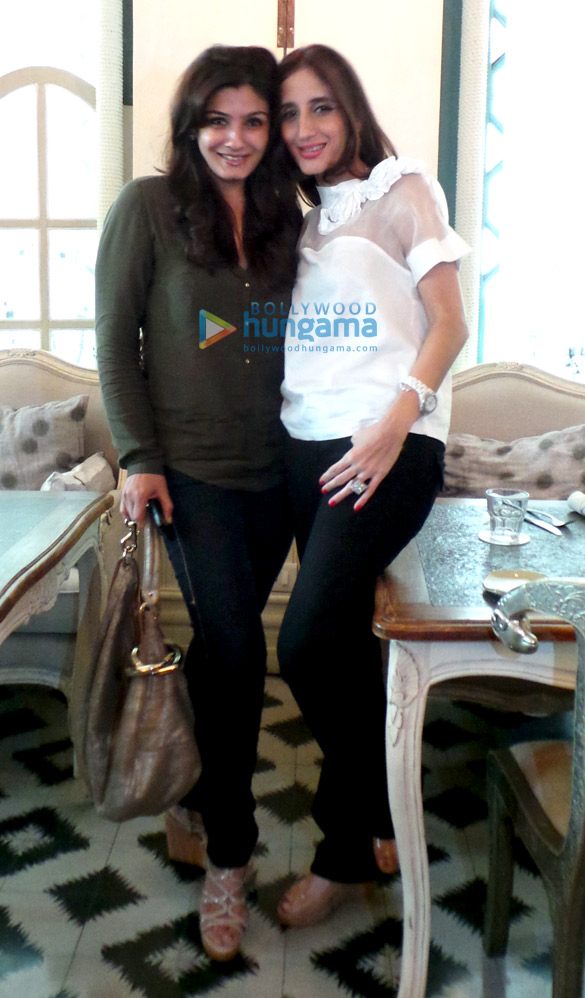 rouble nagi hosts brunch for farah khan alis success at nido 8