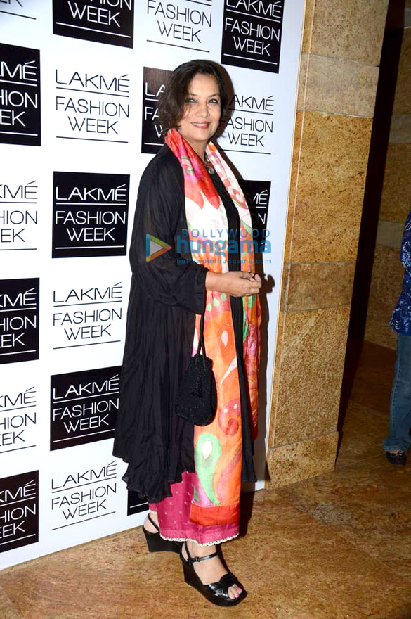 celebs walk for manish malhotras show at lfw 2013 24