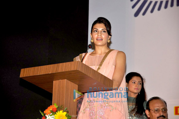 celebs grace the mumbai police mission mrityunjay prize distribution function 2
