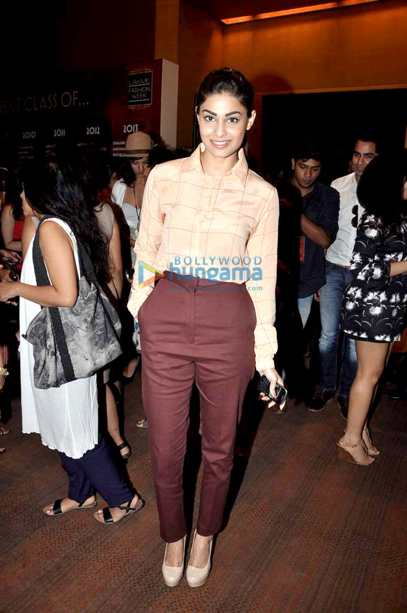 celebs at the lakme fashion week 2013 11