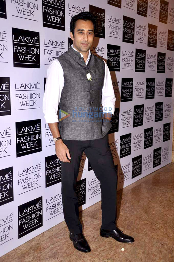 celebs walk for vikram phadnis at lfw 2013 11
