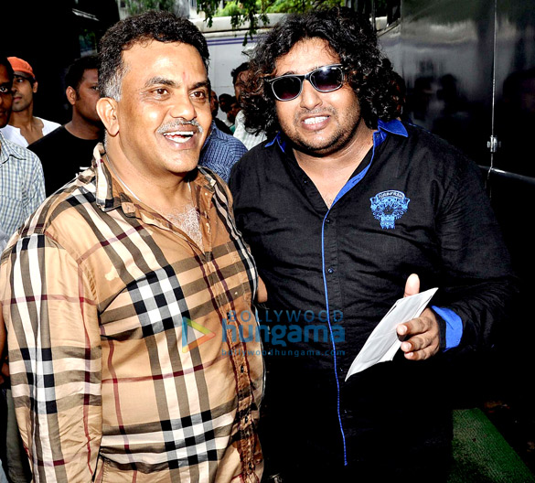 celebs celebrate dahi handi organized by mp sanjay nirupam 6