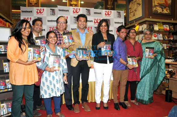 chef vikas khanna launches his latest book savour mumbai 2