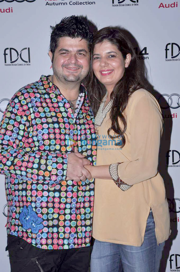 abhishek bachchan at fdci audi 2014 autumn collection 9