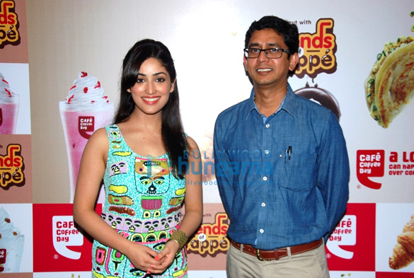 yaami gautam launches cafe coffee days friends of frappe 2
