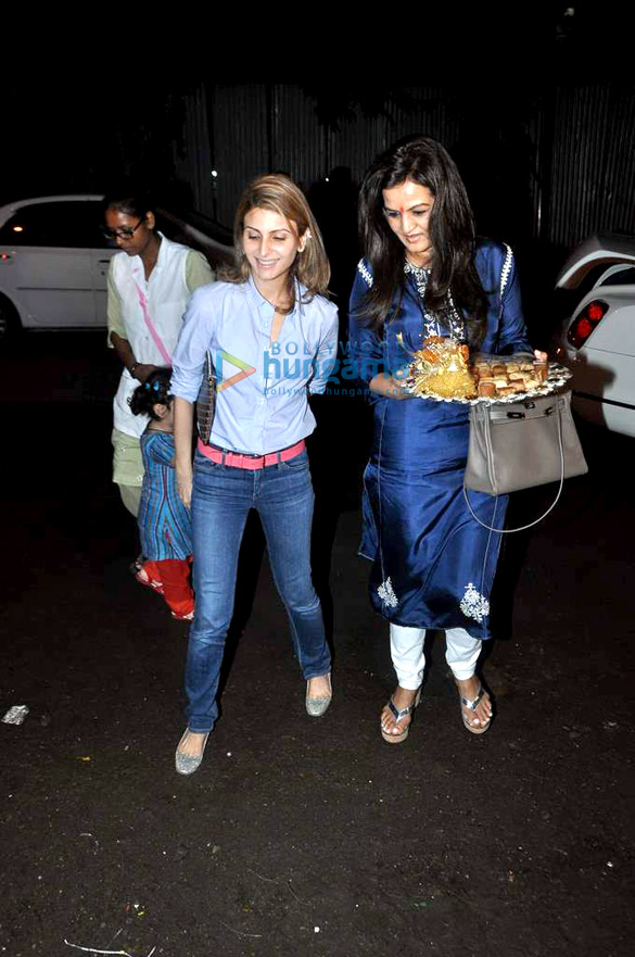 salman khan celebrates ganesh chaturthi with family 21