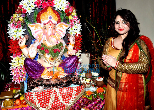 misti mukherjee celebrates ganesh chaturthi at home 7