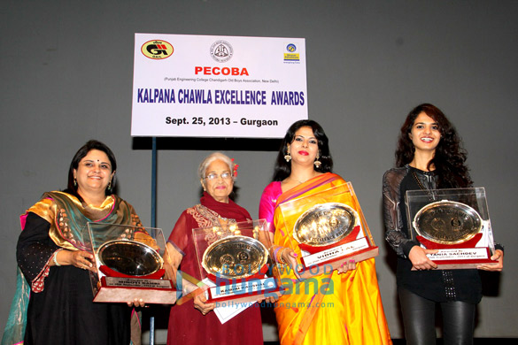 kamini kaushal receives kalpana chawla excellence awards in gurgaon 3