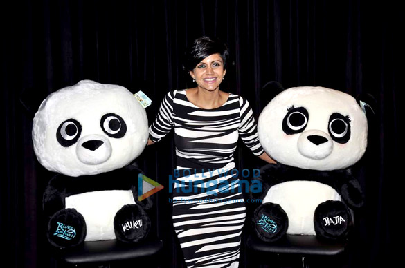 mandira bedi promotes singapore tourism 4
