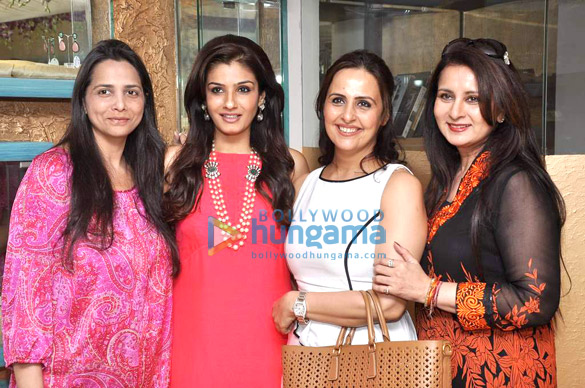 launch of raveena tandon roopa voras store rr 4