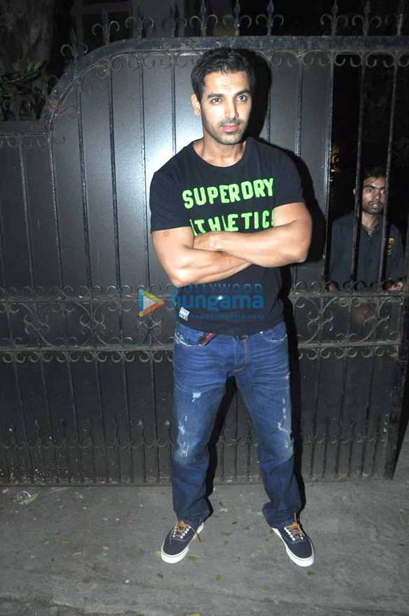 john abraham snapped with his new car 4