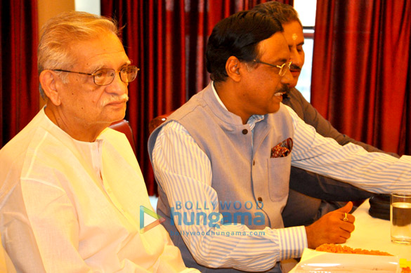 gulzar launches a compilation of nazms titled pluto 3