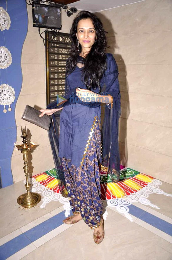 bipasha basus diwali bash 7