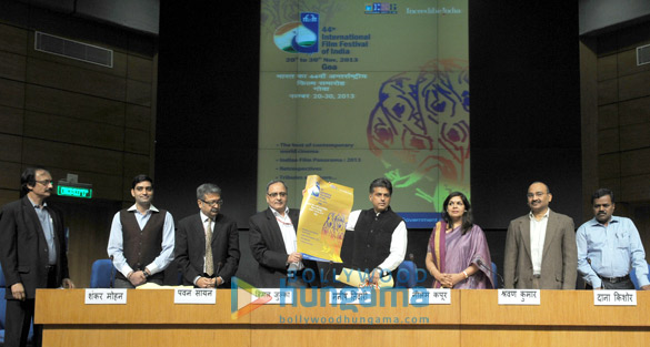 press conference of 44th international film festival of india in delhi 4