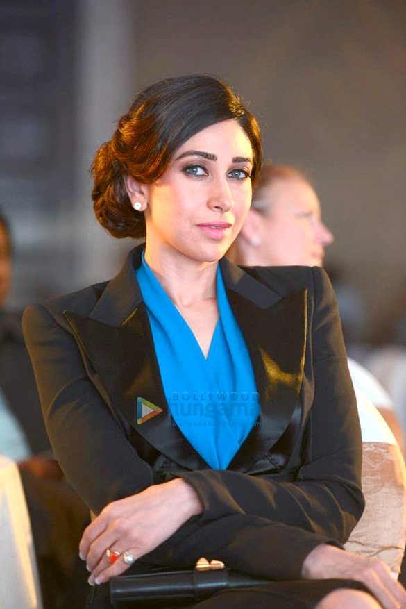 karisma kapoor at the launch of scas products 9