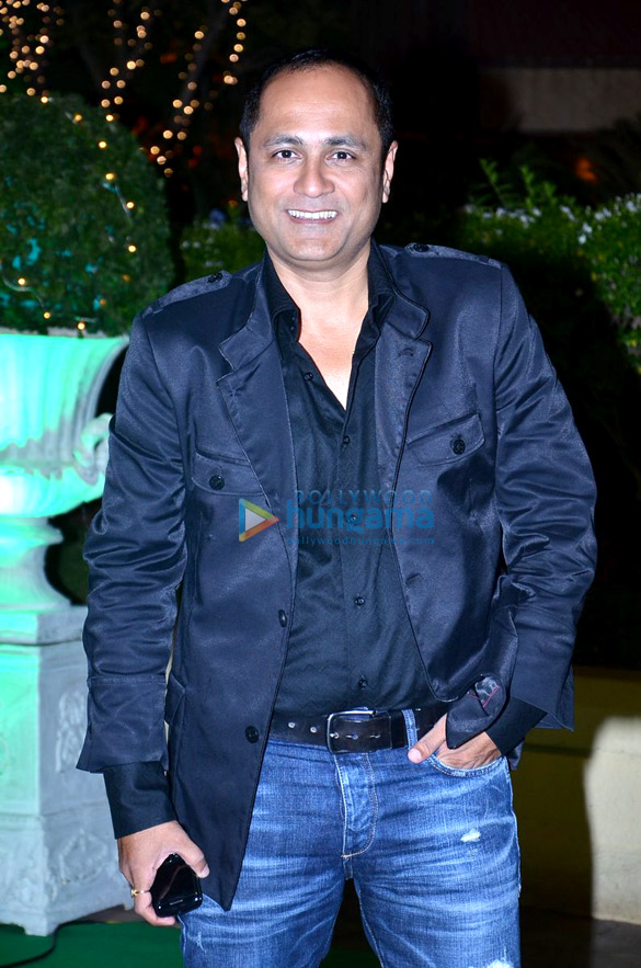bachchans shahrukh akshay grace vishesh bhatts wedding reception 50