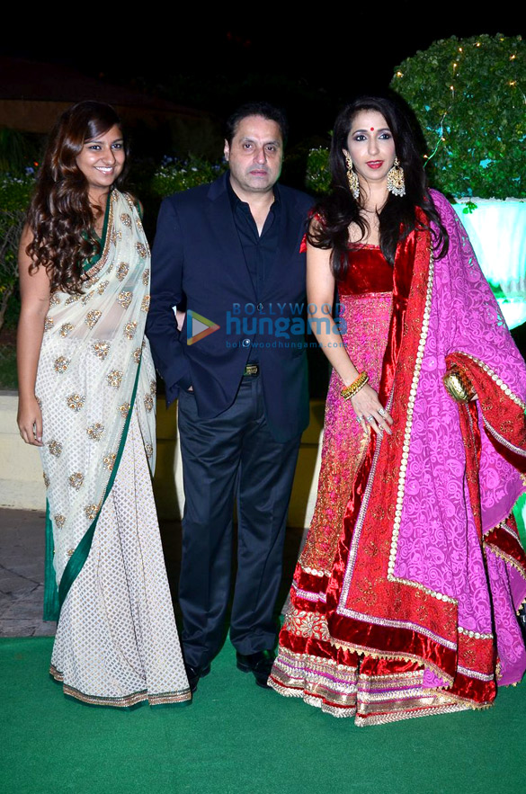 bachchans shahrukh akshay grace vishesh bhatts wedding reception 33