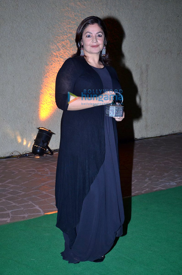 bachchans shahrukh akshay grace vishesh bhatts wedding reception 29