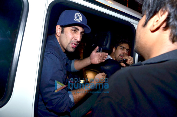 ranbir kapoor snapped outside olive 6