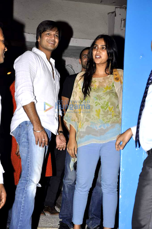 shahid kapoor at vikas bahls birthday 5