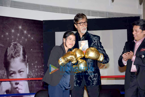 amitabh bachchan launches mary koms autobiography unbreakable 2
