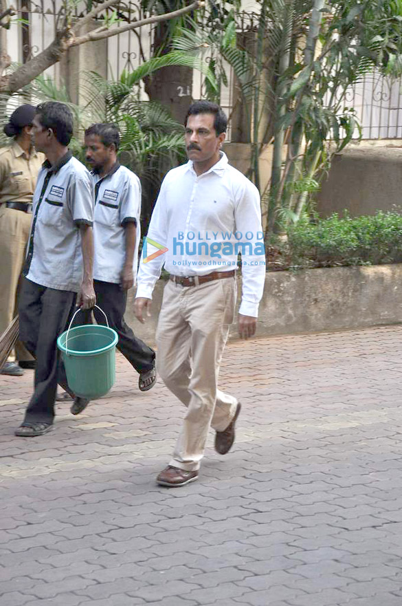 farooq sheikhs funeral 24