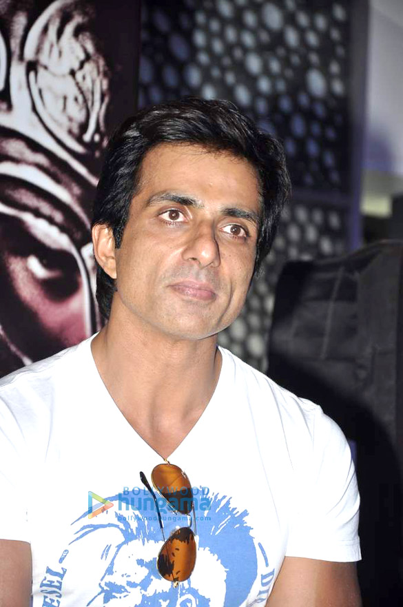 sonu sood launches the trailer of the film the legend of hercules 6