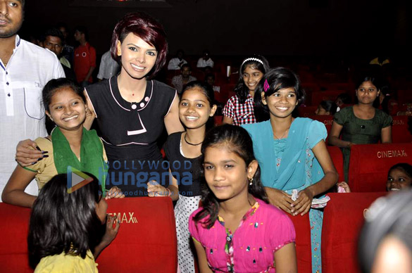 sherlyn tisca spend time with kids 4