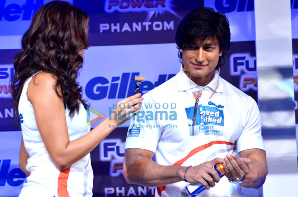 malaika neha promote gillettes new products 5