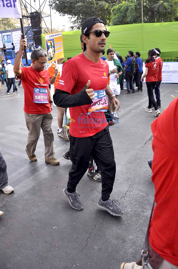 celebs grace standard chartered mumbai marathon 2014 13