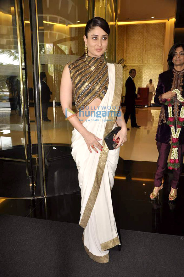 kareena at first lady of france valerie trierweiler launch 6