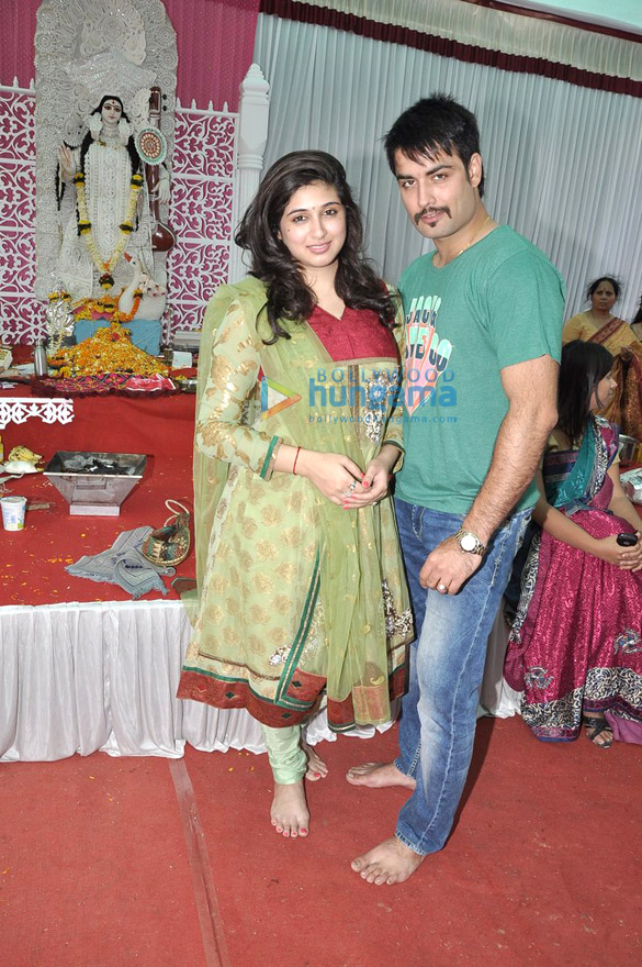 ranbir ileana at anurag basus saraswati pooja 23