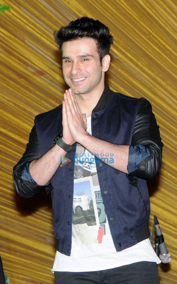 celebs grace hum log awards 6