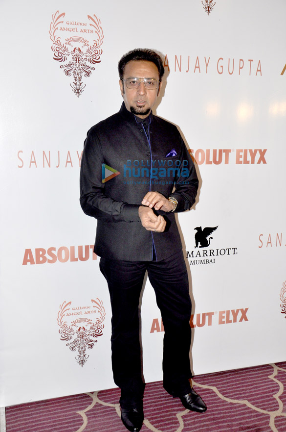 absolut elyx party hosted by sanjay gupta 7