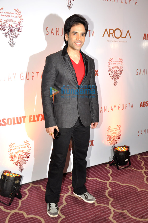 absolut elyx party hosted by sanjay gupta 6