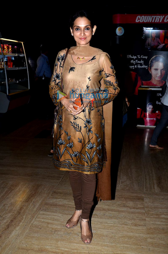 nawazuddin usha jadhav at the premiere of dhag 4