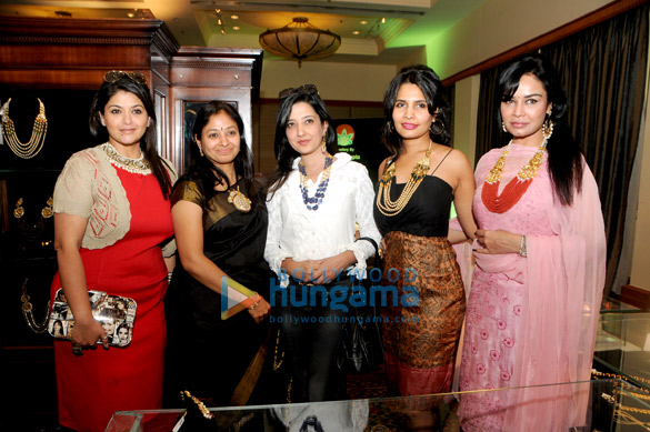 celebs grace tibarumal jewels indian jewellery showcase 3