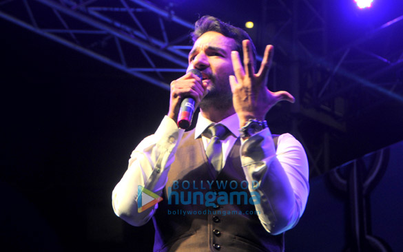 celebs grace 13th sailor today sea shore awards 6