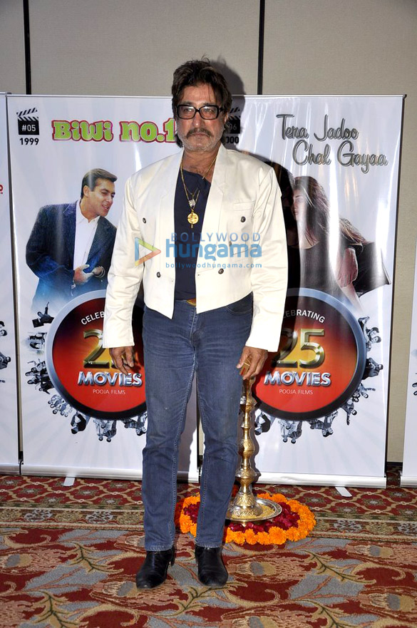 vashu bhagnani celebrates 25 movies in bollywood 21