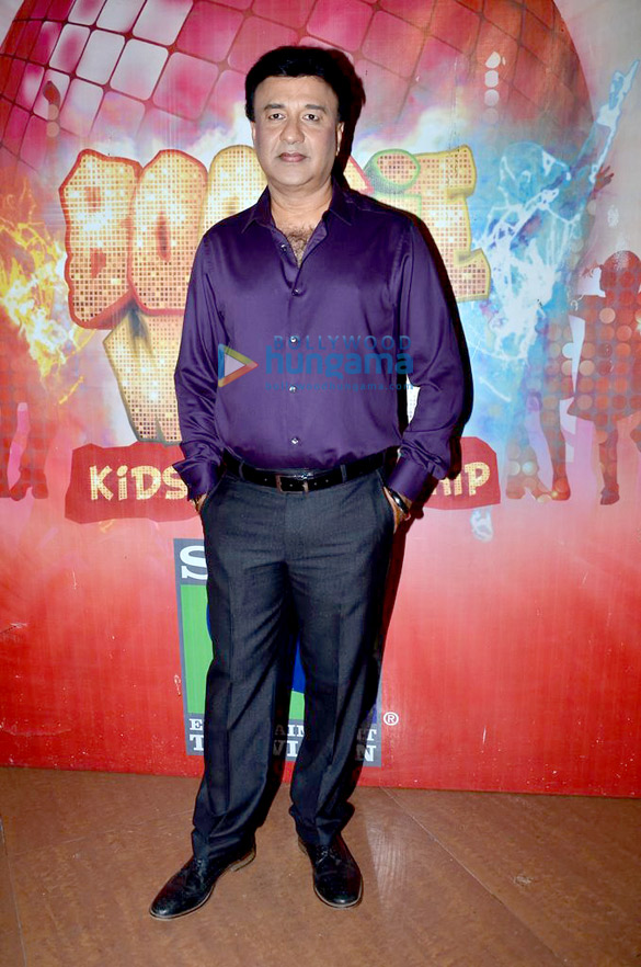 varun nargis ileana big b at boogie woogies grand finale 5