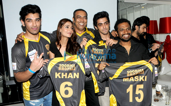 launch of sara khans team soorma bhopali for box cricket league 3