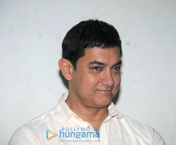 aamir khan interacts with kem hospitals doctors patients 9