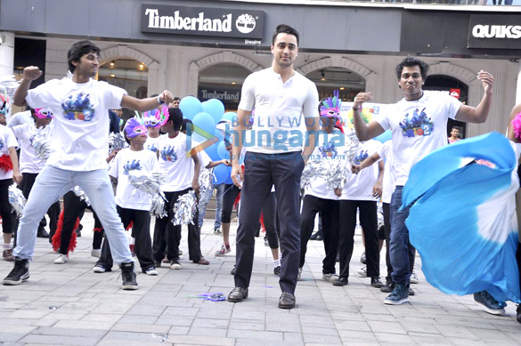 imran khan promotes rio 2 at high street phoenix 4
