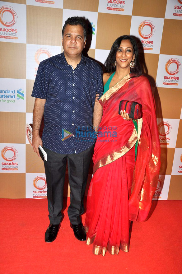 bachchans sonakshi bipasha grace swades foundations show 32